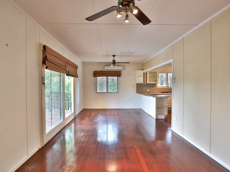 19 Lucan Avenue, Aspley QLD 4034