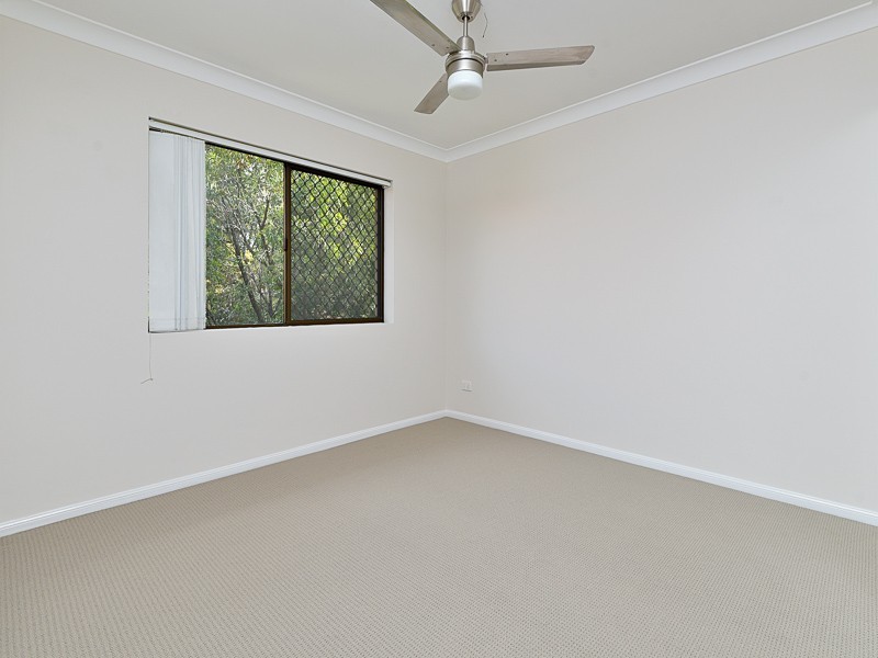 4/70 Hilltop Avenue, Chermside QLD 4032