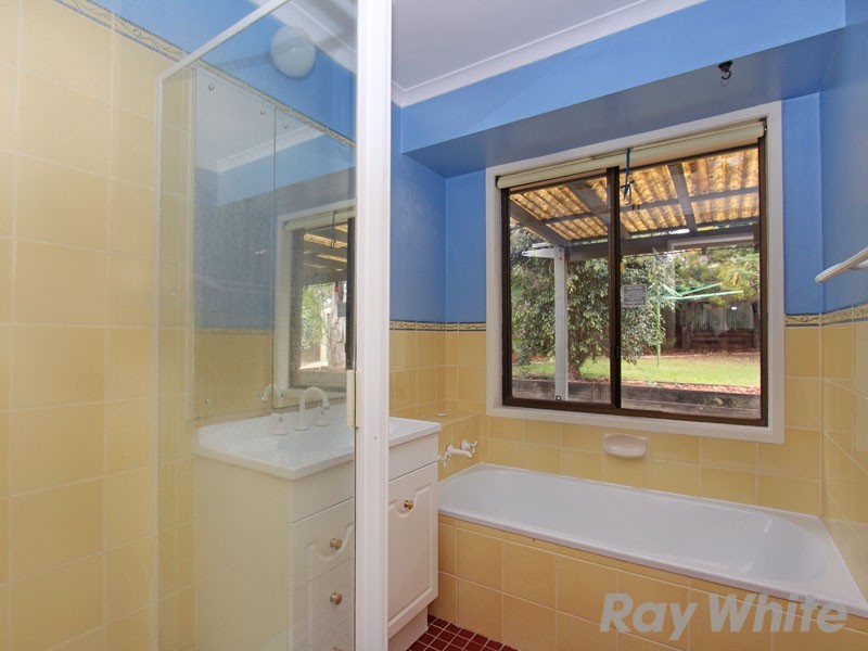 31 Eyre Avenue, Petrie QLD 4502