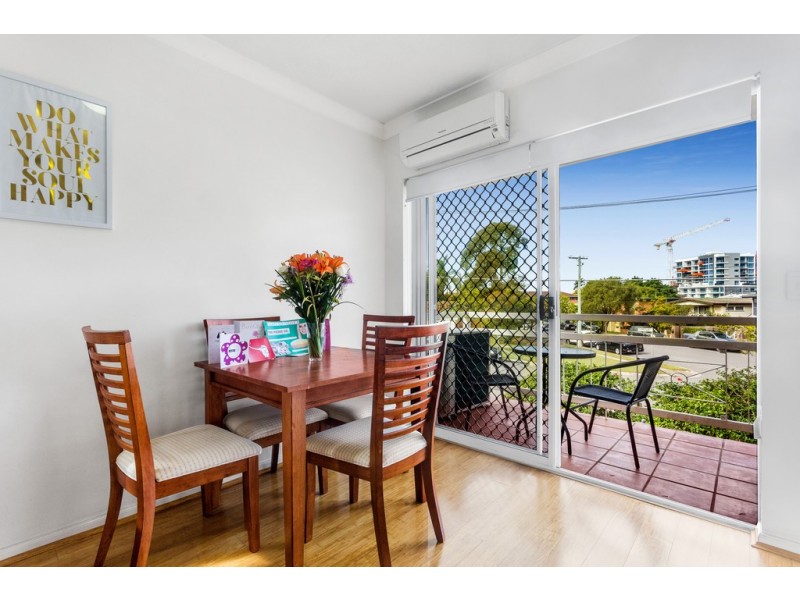 6/2 Surrey Street, Nundah QLD 4012