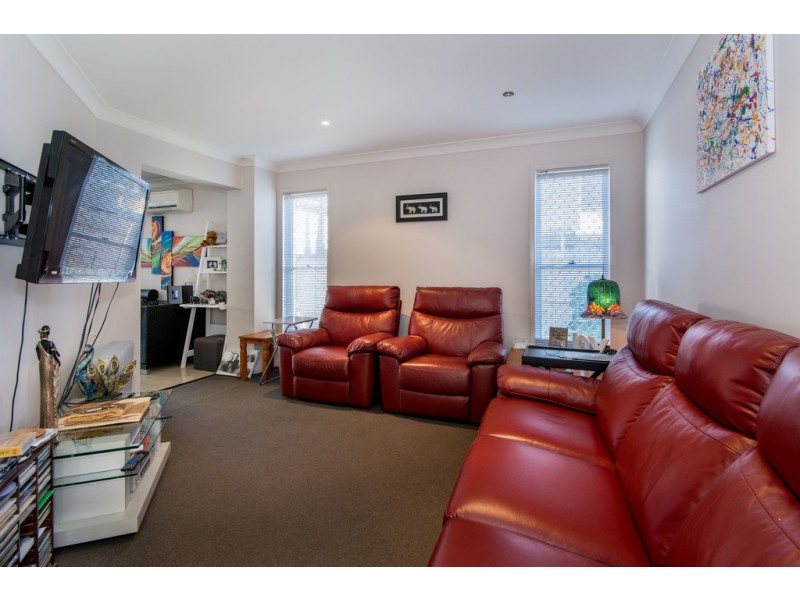 22 Caribou Crescent, Fitzgibbon QLD 4018