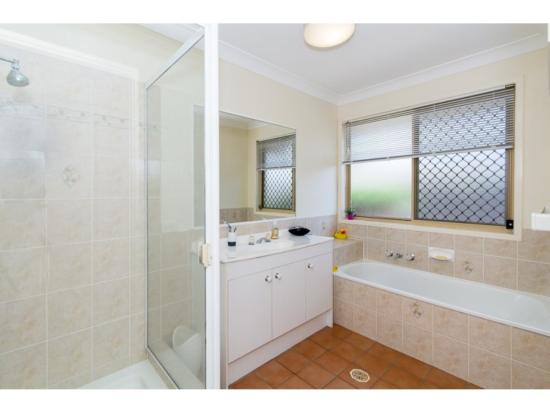 15 Bearke Place, Bracken Ridge QLD 4017