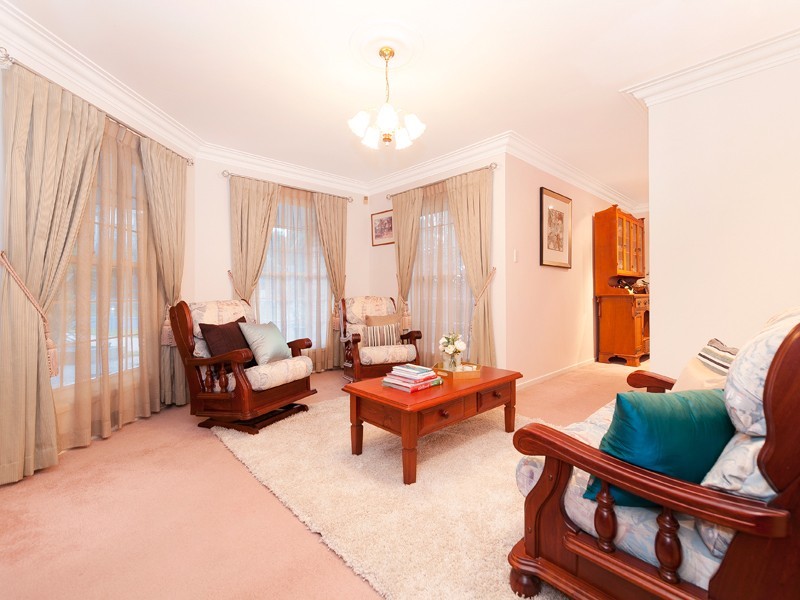 7 Galaxy Street, Bridgeman Downs QLD 4035