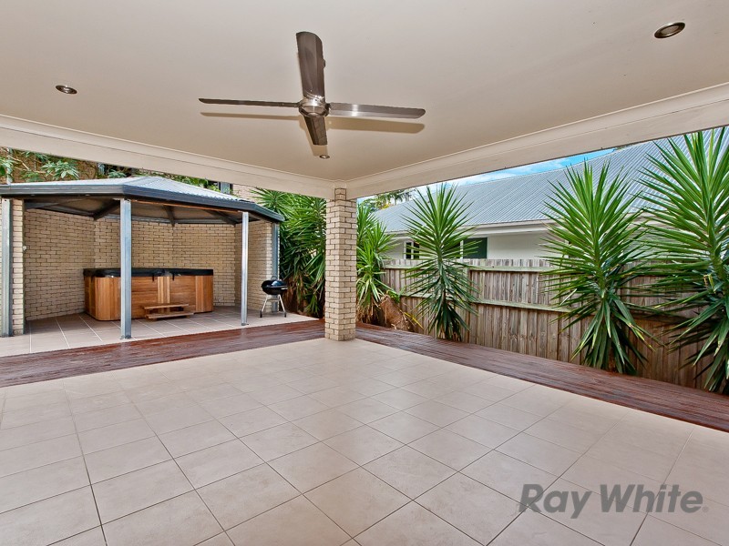 157 Maundrell Terrace, Chermside West QLD 4032