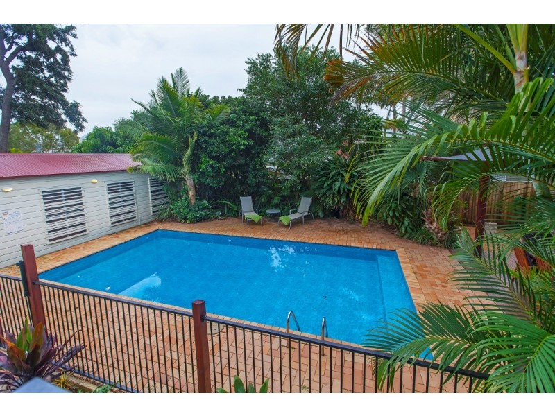 20 Robinson Street, Shorncliffe QLD 4017