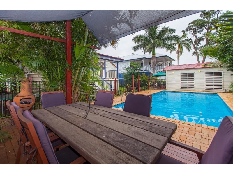 20 Robinson Street, Shorncliffe QLD 4017