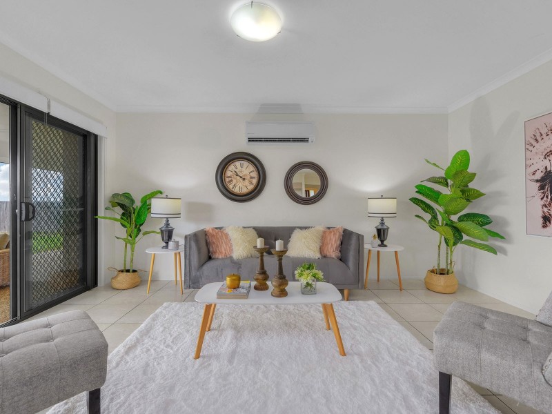 16 Rawlins Crescent, North Lakes QLD 4509