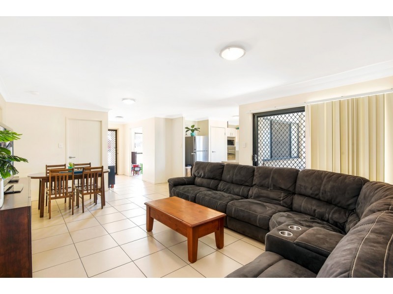 10 Apache Street, Dakabin QLD 4503