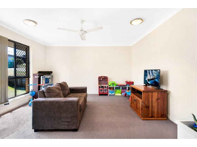 10 Apache Street, Dakabin QLD 4503