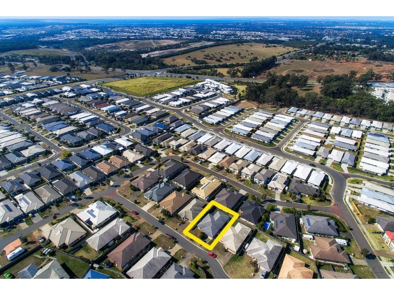 10 Apache Street, Dakabin QLD 4503