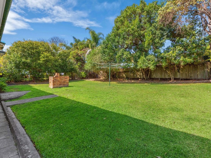 22 Blenheim Street, Chermside West QLD 4032