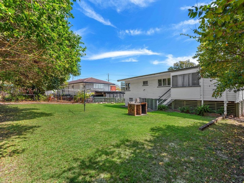 22 Blenheim Street, Chermside West QLD 4032