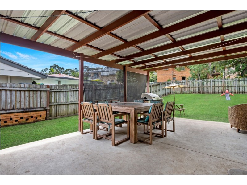 22 Hoffman Street, Mcdowall QLD 4053