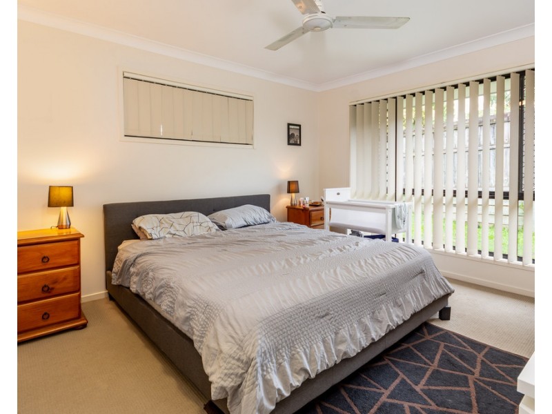 33A Diane Parade, Kallangur QLD 4503