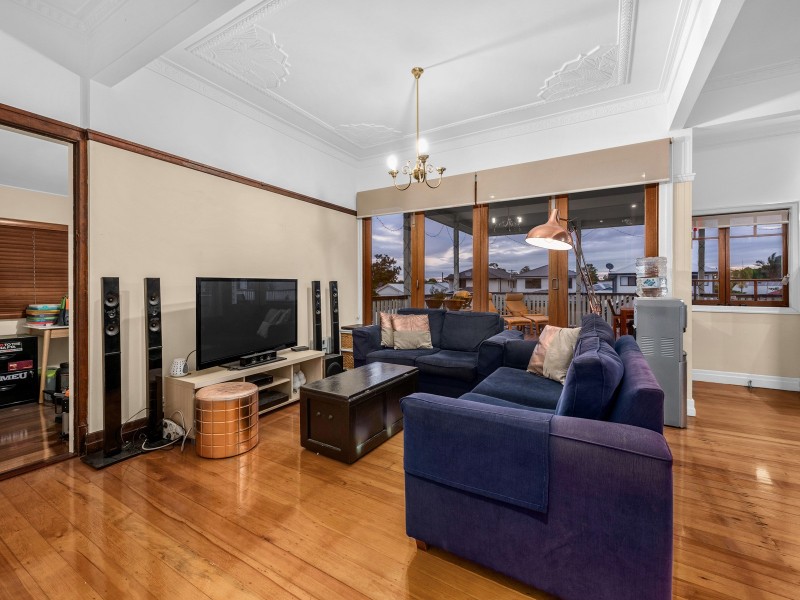 37 Oates Parade, Northgate QLD 4013