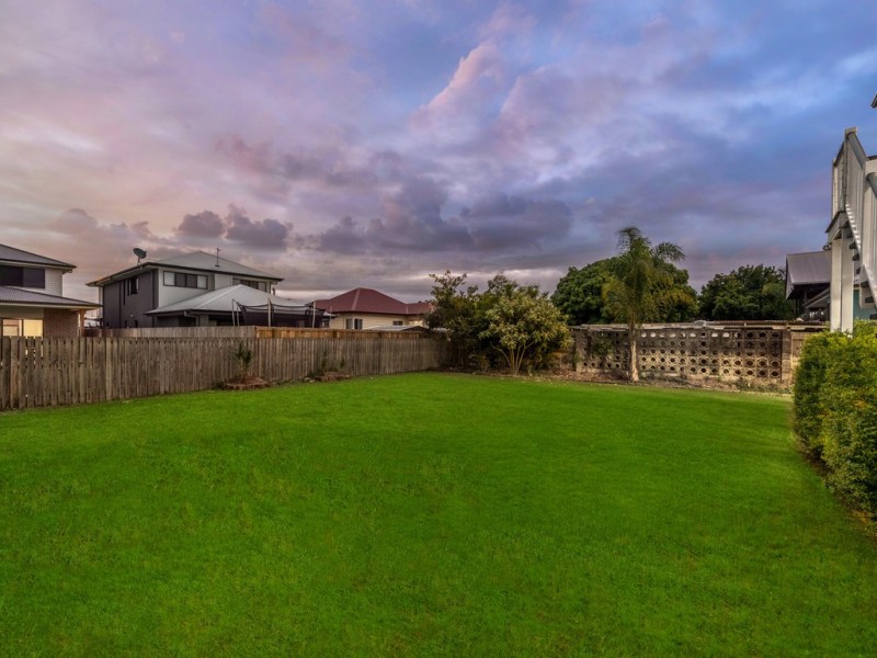 37 Oates Parade, Northgate QLD 4013