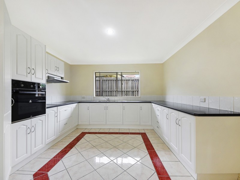 4 Margaret Close, Brighton QLD 4017