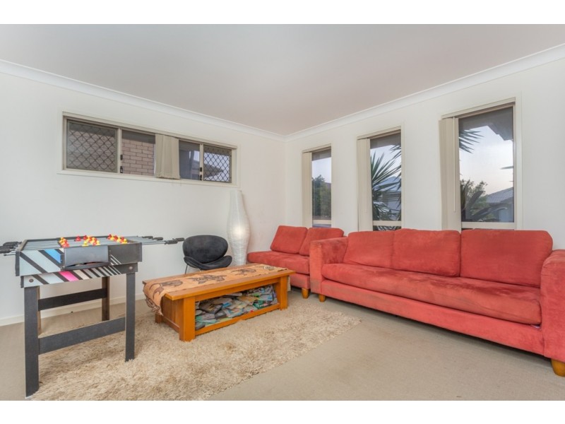 45 Menara Crescent, North Lakes QLD 4509