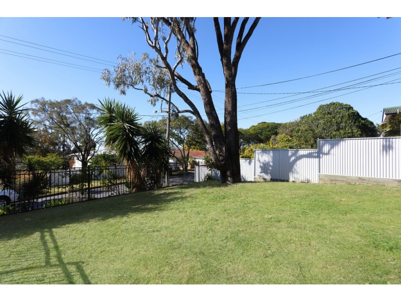 52 Blenheim Street, Chermside West QLD 4032