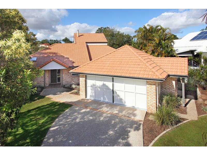8 Sommerville Place, Chermside West QLD 4032