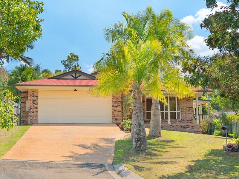 8 Woodvale Court, Everton Hills QLD 4053