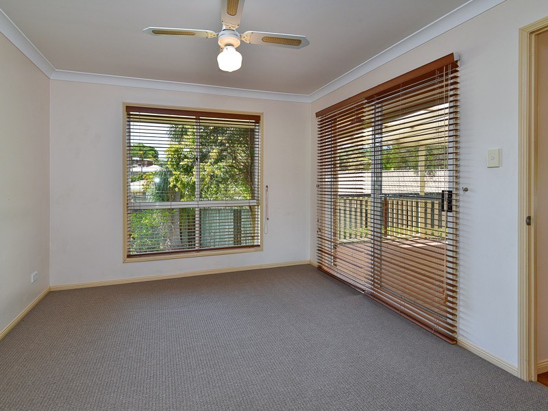 8 Woodvale Court, Everton Hills QLD 4053