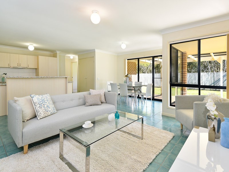 7 Pinewood Street, Wynnum West QLD 4178