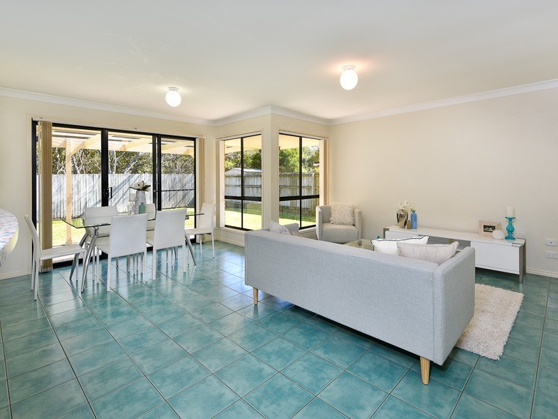 7 Pinewood Street, Wynnum West QLD 4178