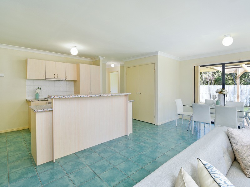 7 Pinewood Street, Wynnum West QLD 4178