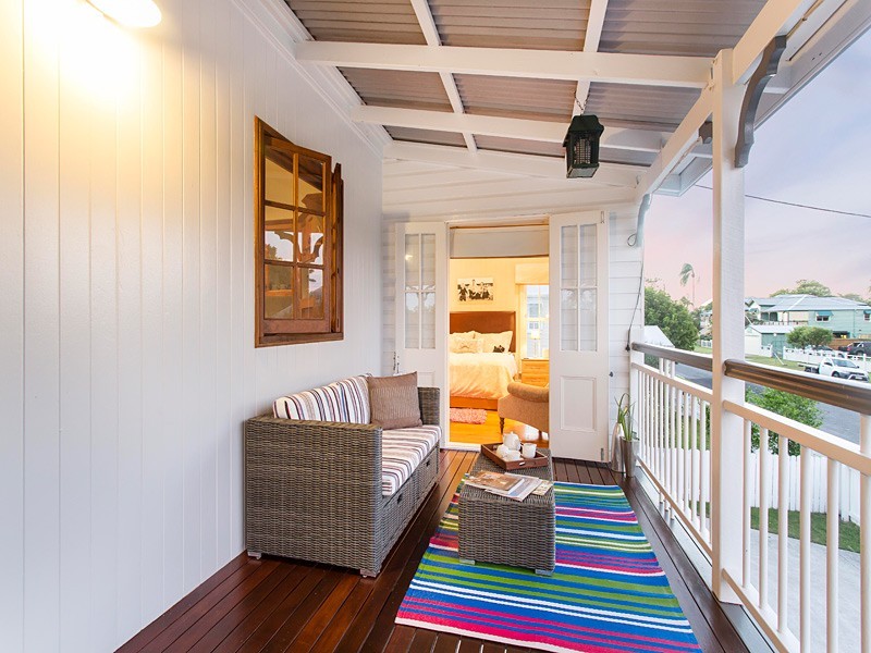 21 Robinson Street, Shorncliffe QLD 4017