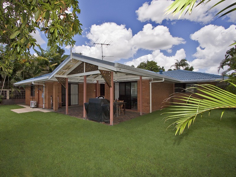 2 Gairdner Place, Aspley QLD 4034