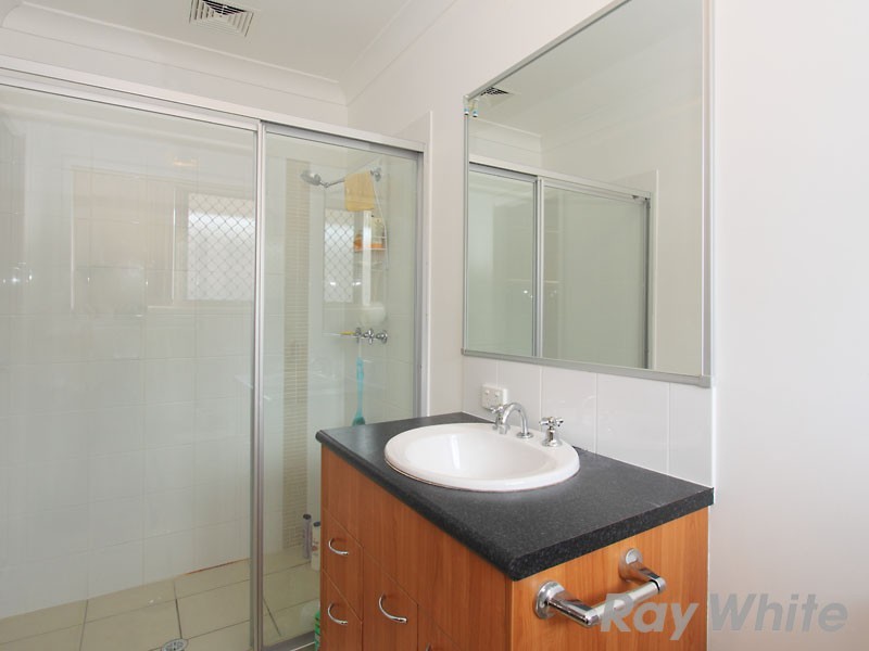 14 Diamond Avenue, Kallangur QLD 4503