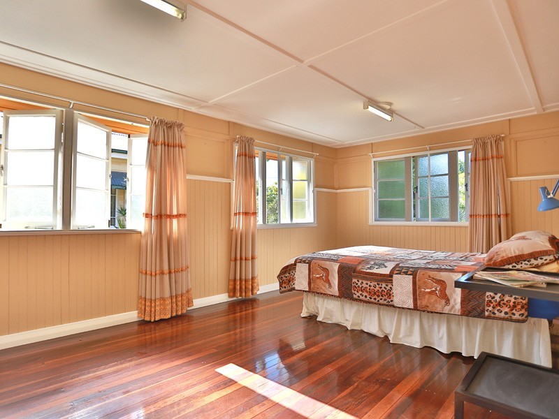 30 Larwill Avenue, Northgate QLD 4013