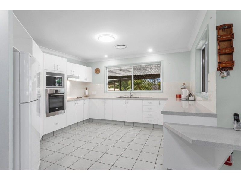 9 Turnberry Crescent, Albany Creek QLD 4035