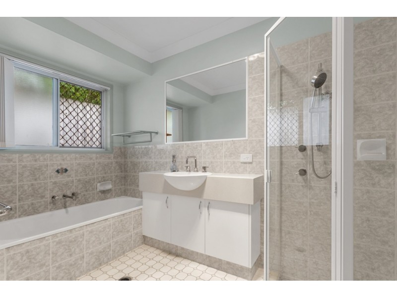 9 Turnberry Crescent, Albany Creek QLD 4035