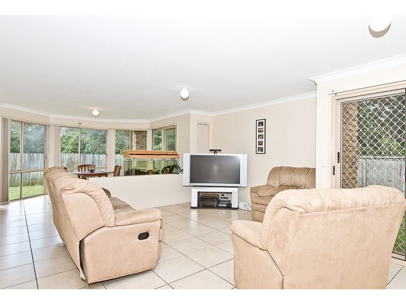 18 Cooper Place, Carseldine QLD 4034