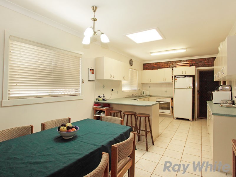 19 Janelle Street, Aspley QLD 4034