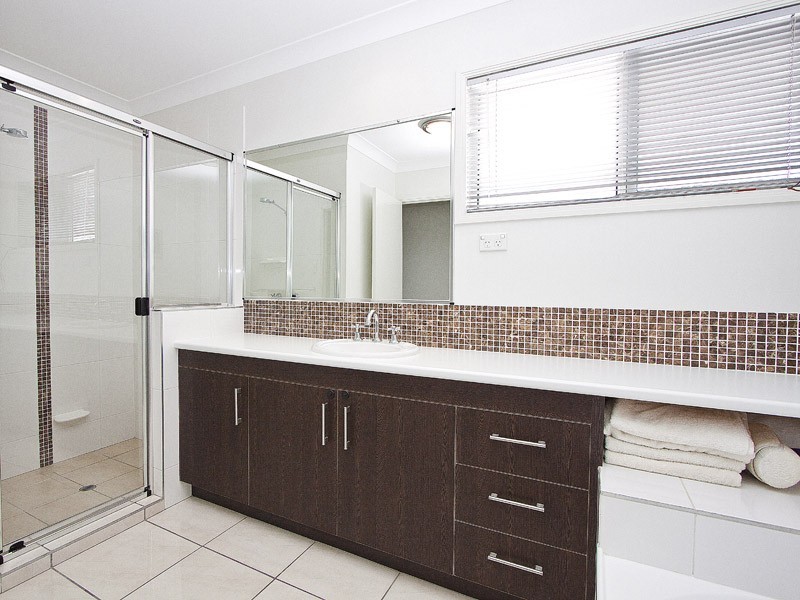 16 Greygum Street, North Lakes QLD 4509