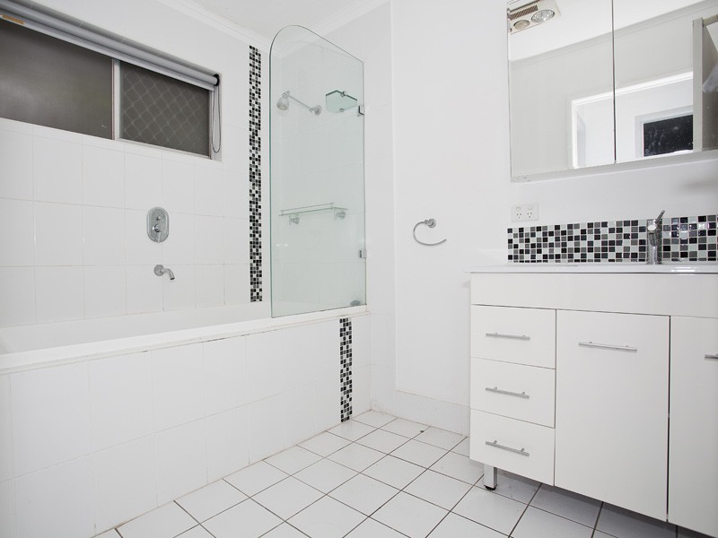 16 Glenmorgan Street, Keperra QLD 4054