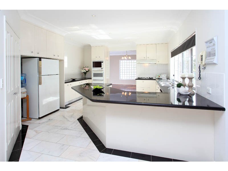 33 Hillcrest Street, Aspley QLD 4034