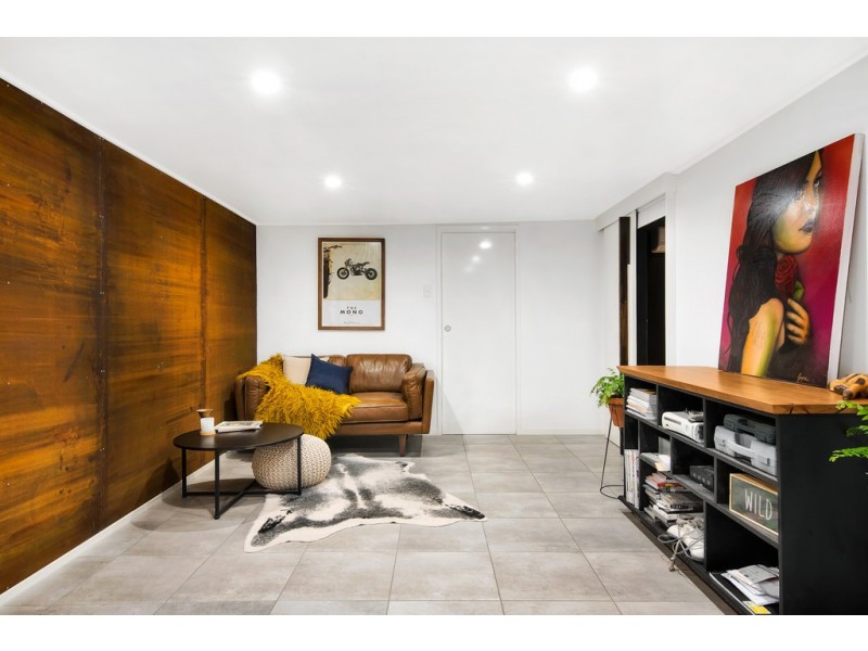 11 Danaus Court, Eatons Hill QLD 4037