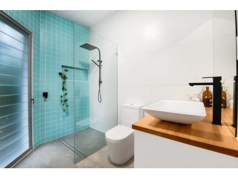 11 Danaus Court, Eatons Hill QLD 4037