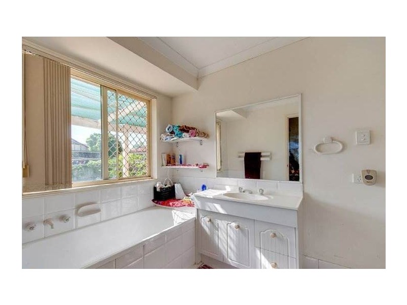 2 Ridge Court, Warner QLD 4500