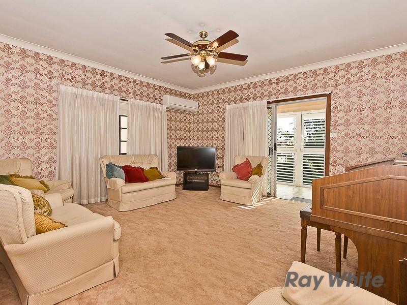 15 Nind Street, Wavell Heights QLD 4012