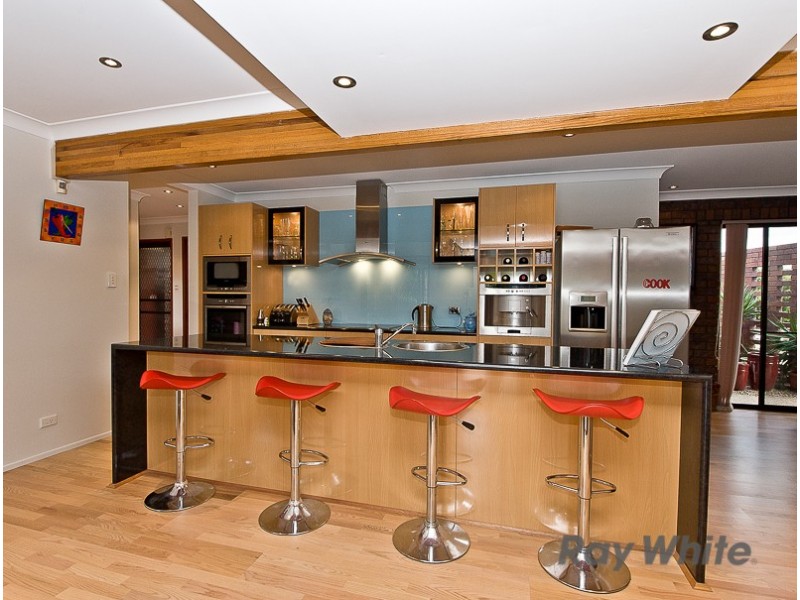 6 Peggotty Court, Bracken Ridge QLD 4017