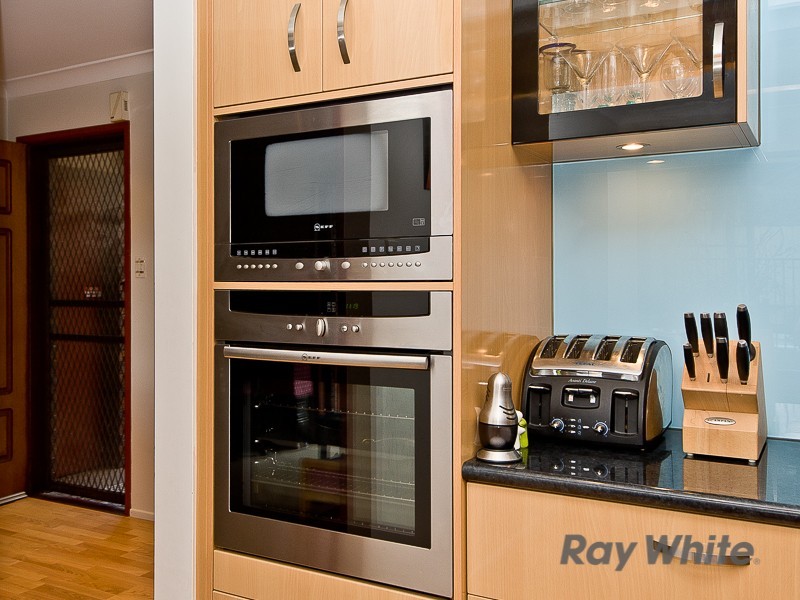 6 Peggotty Court, Bracken Ridge QLD 4017