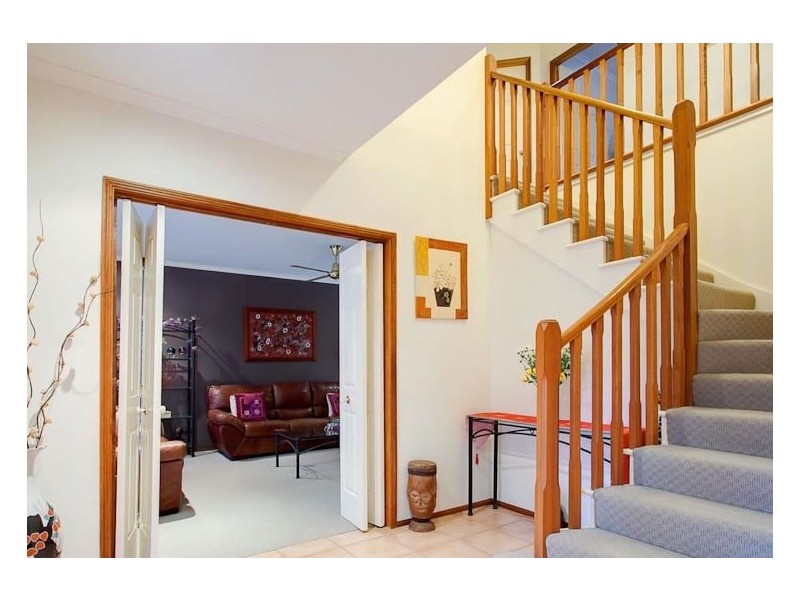 10 Spotted Gum Lane, Cashmere QLD 4500