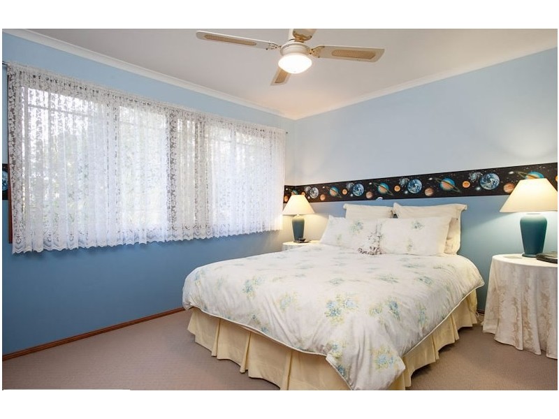 10 Spotted Gum Lane, Cashmere QLD 4500