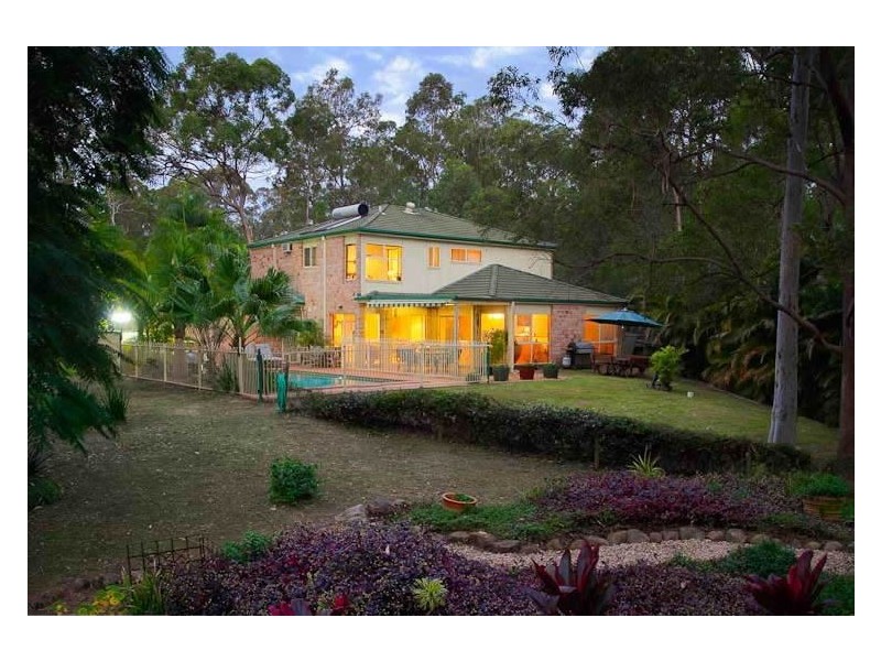 10 Spotted Gum Lane, Cashmere QLD 4500