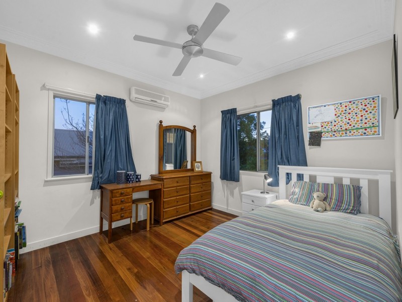 11 Maple Street, Wavell Heights QLD 4012